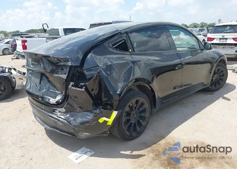 2022 Tesla Model Y Long Range Dual Motor All-Wheel Drive from USA, damaged, VIN 7SAYGDEE8NA004042